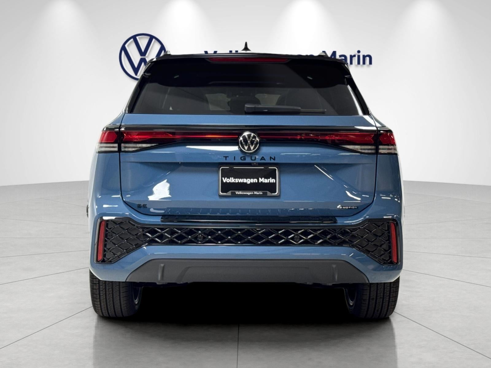 2026 Volkswagen Tiguan SE R-Line Black