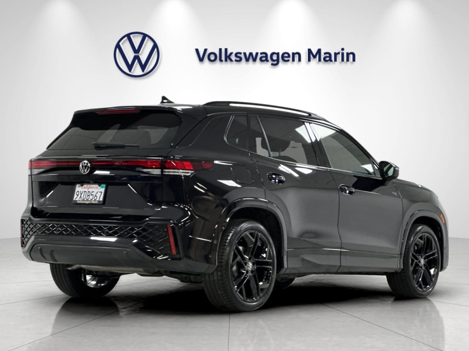 2026 Volkswagen Tiguan SE R-Line Black