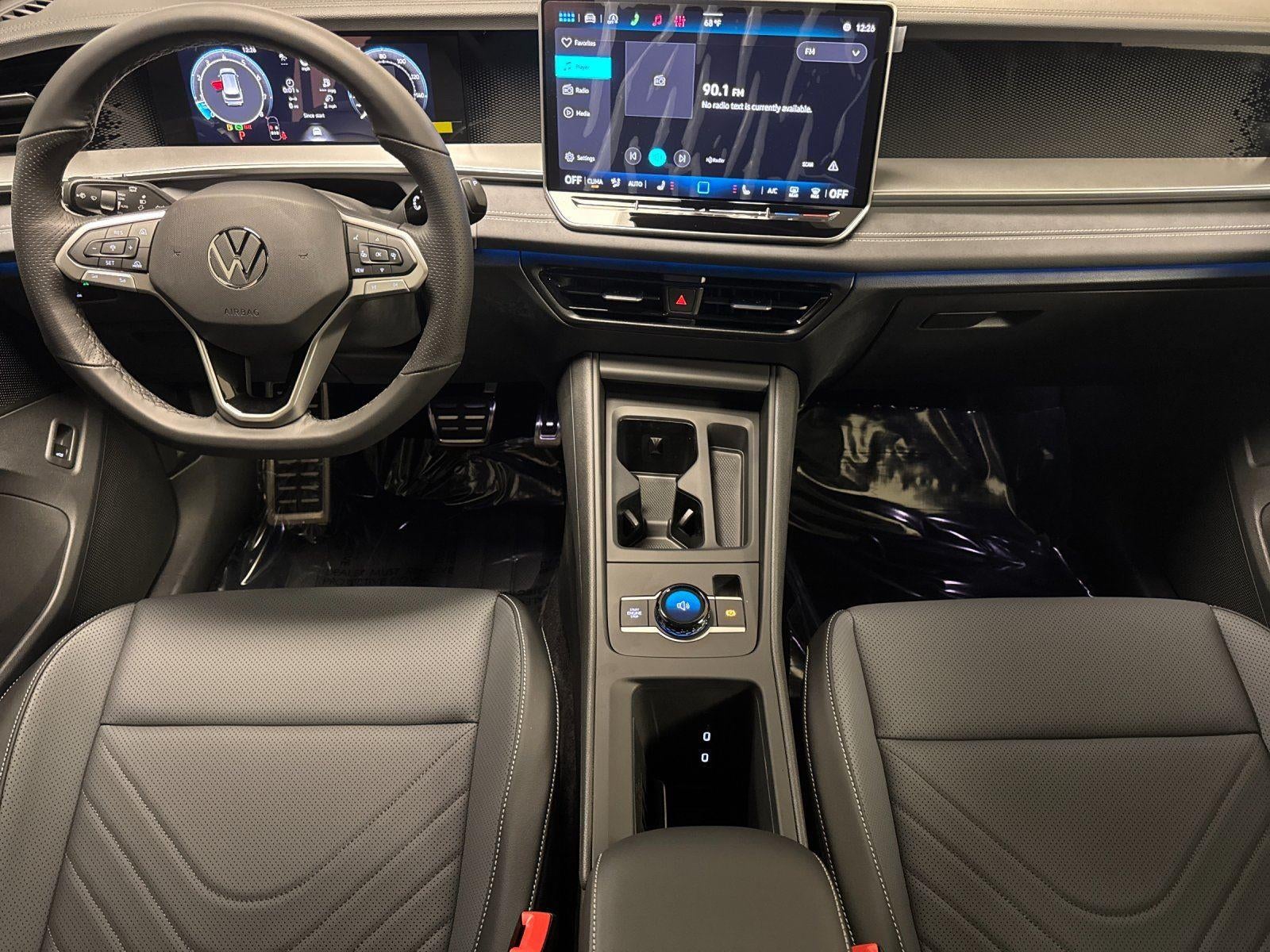 2026 Volkswagen Tiguan SE R-Line Black