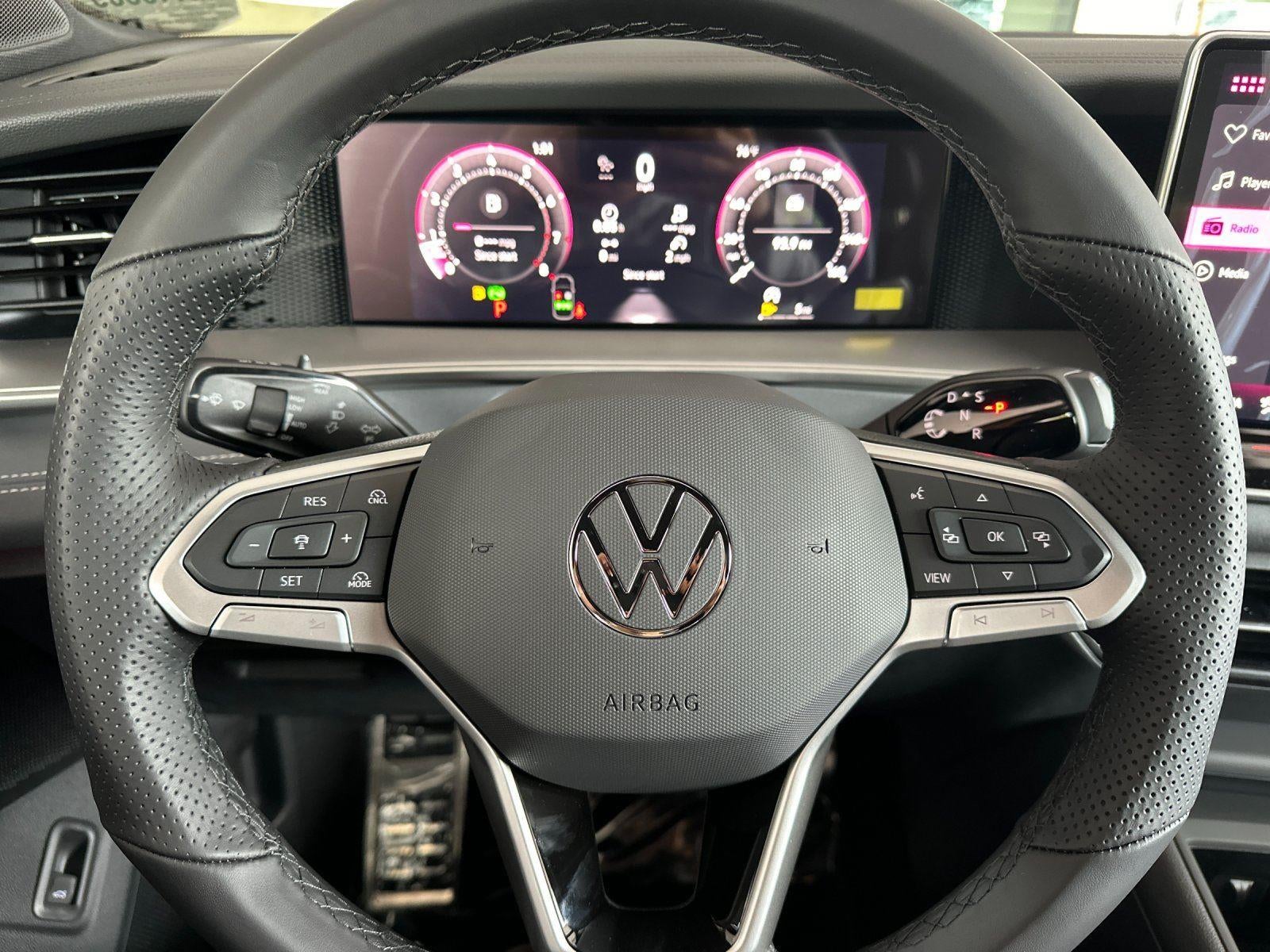 2026 Volkswagen Tiguan SE R-Line Black