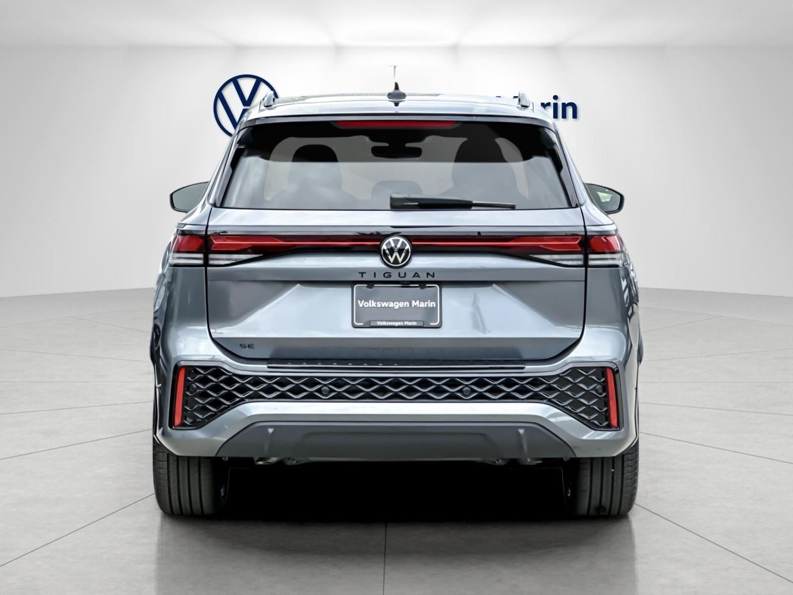 2026 Volkswagen Tiguan SE R-Line Black