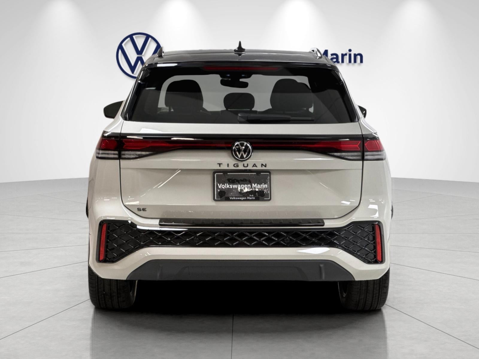 2026 Volkswagen Tiguan SE R-Line Black