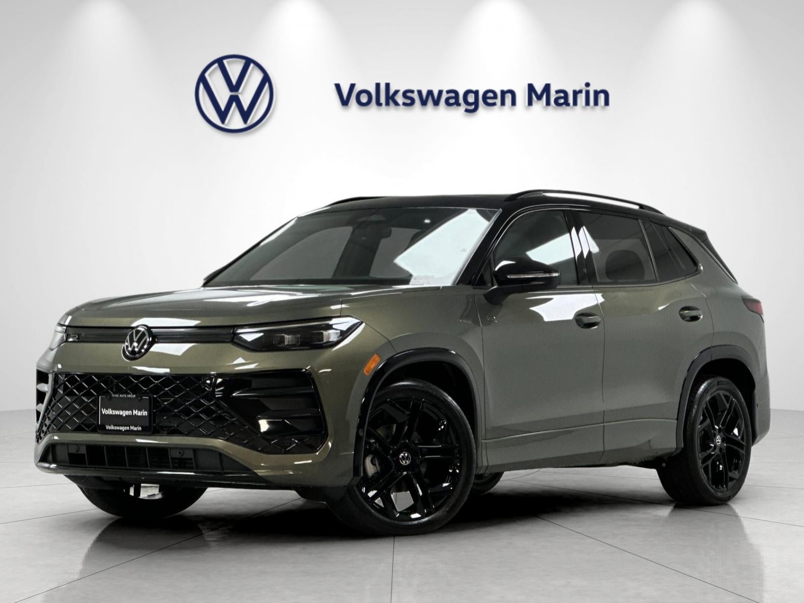 2026 Volkswagen Tiguan SE R-Line Black