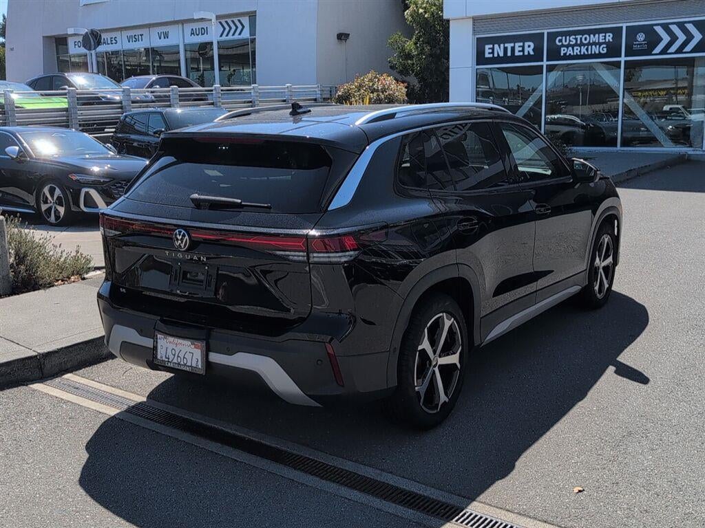 2025 Volkswagen Tiguan SE