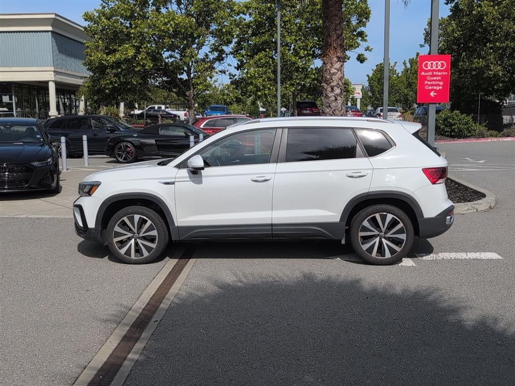 2022 Volkswagen Taos SE