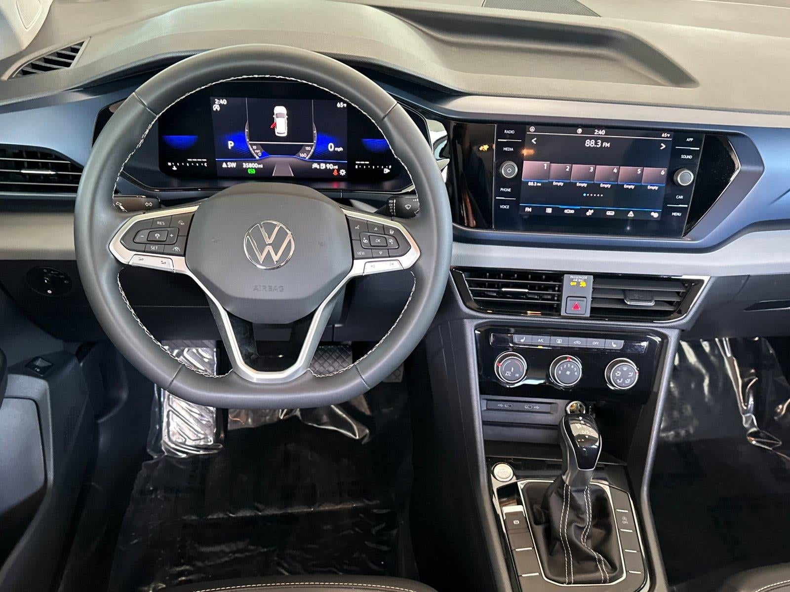 2023 Volkswagen Taos SE