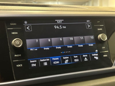 2023 Volkswagen Taos SE