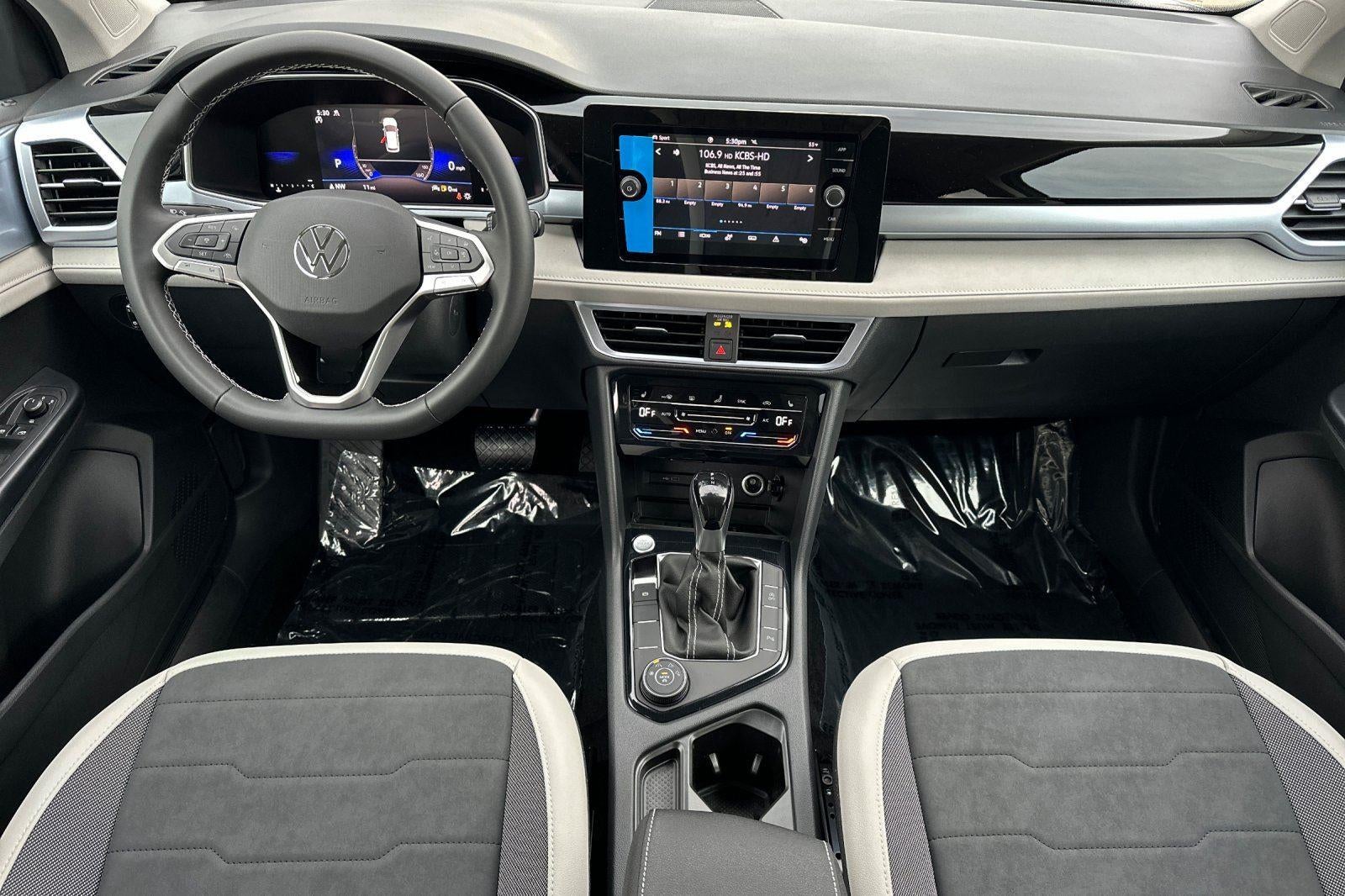 2026 Volkswagen Taos SE