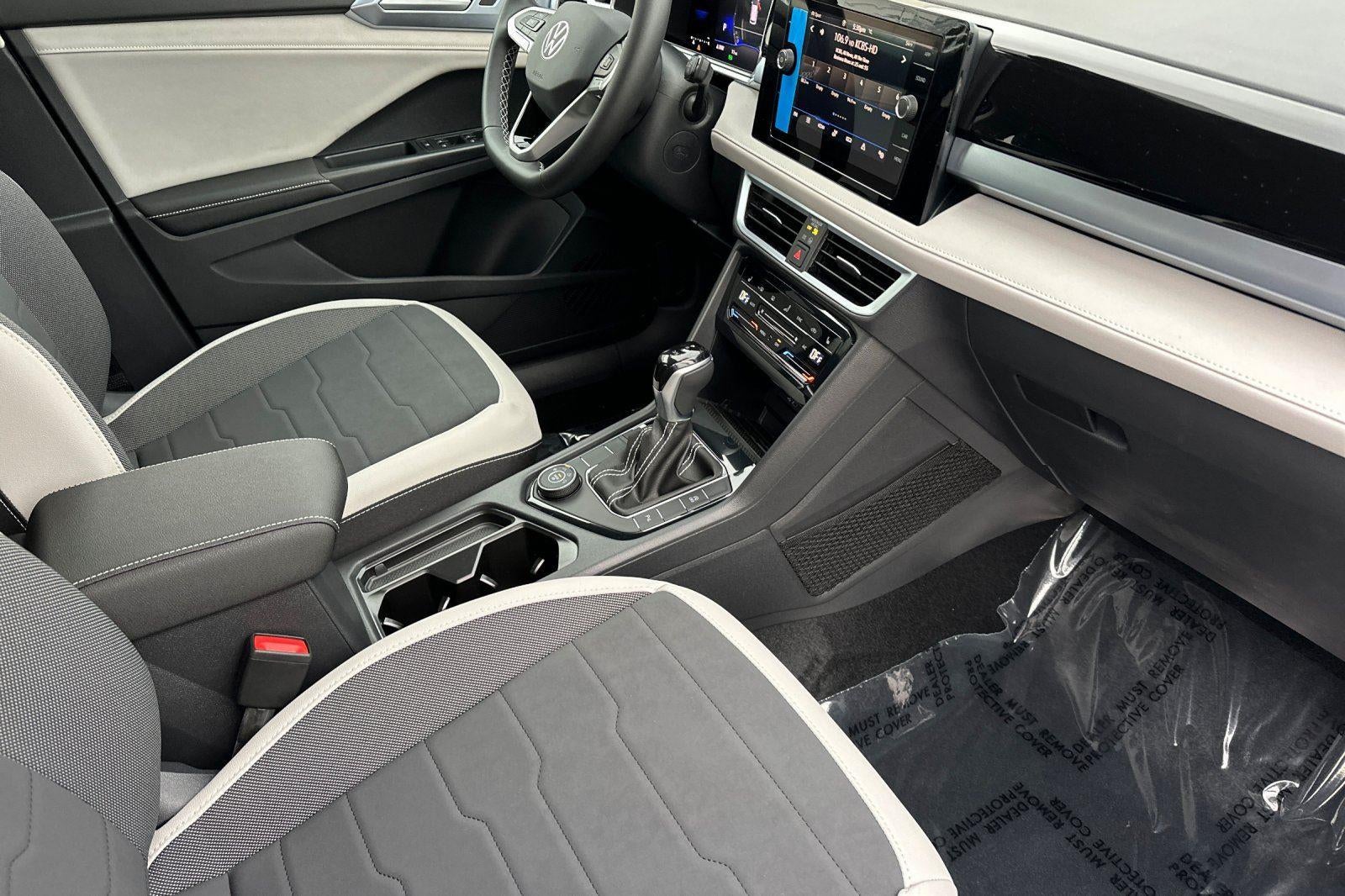 2026 Volkswagen Taos SE