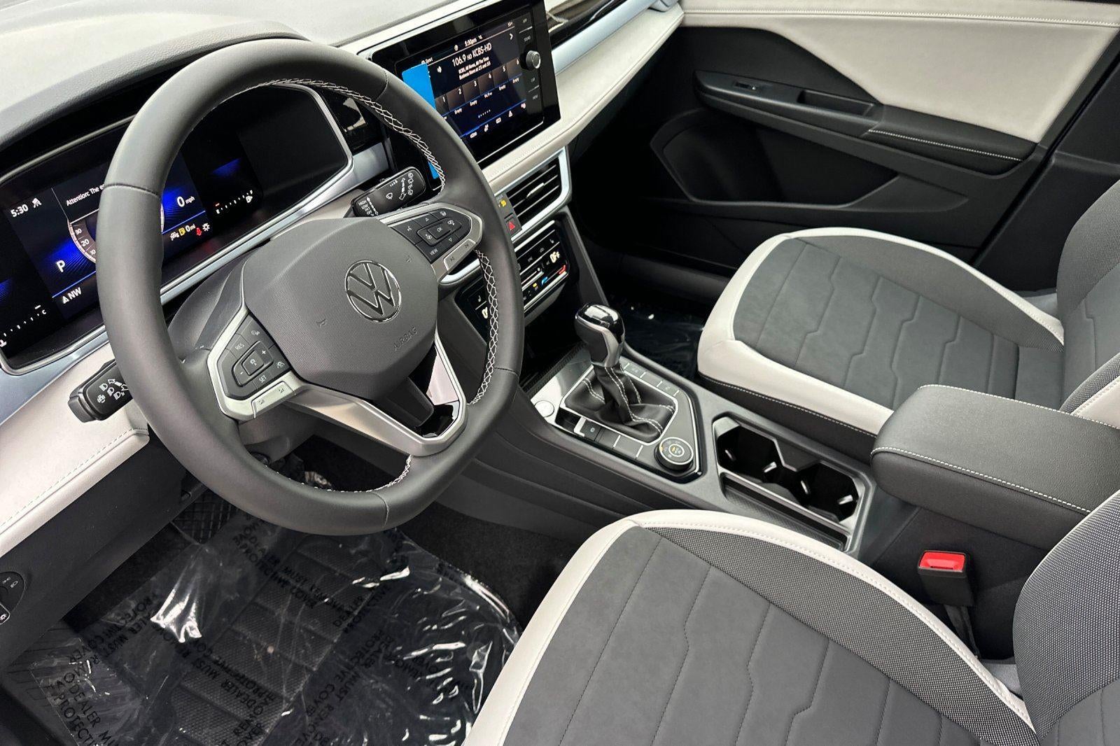 2026 Volkswagen Taos SE