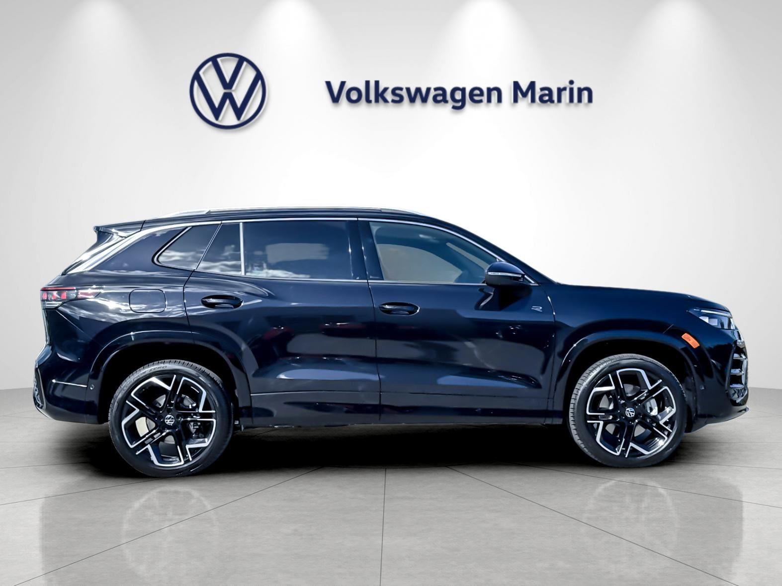2026 Volkswagen Tiguan SEL R-Line Turbo