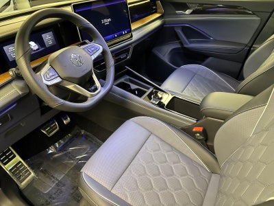 2026 Volkswagen Tiguan SEL R-Line Turbo