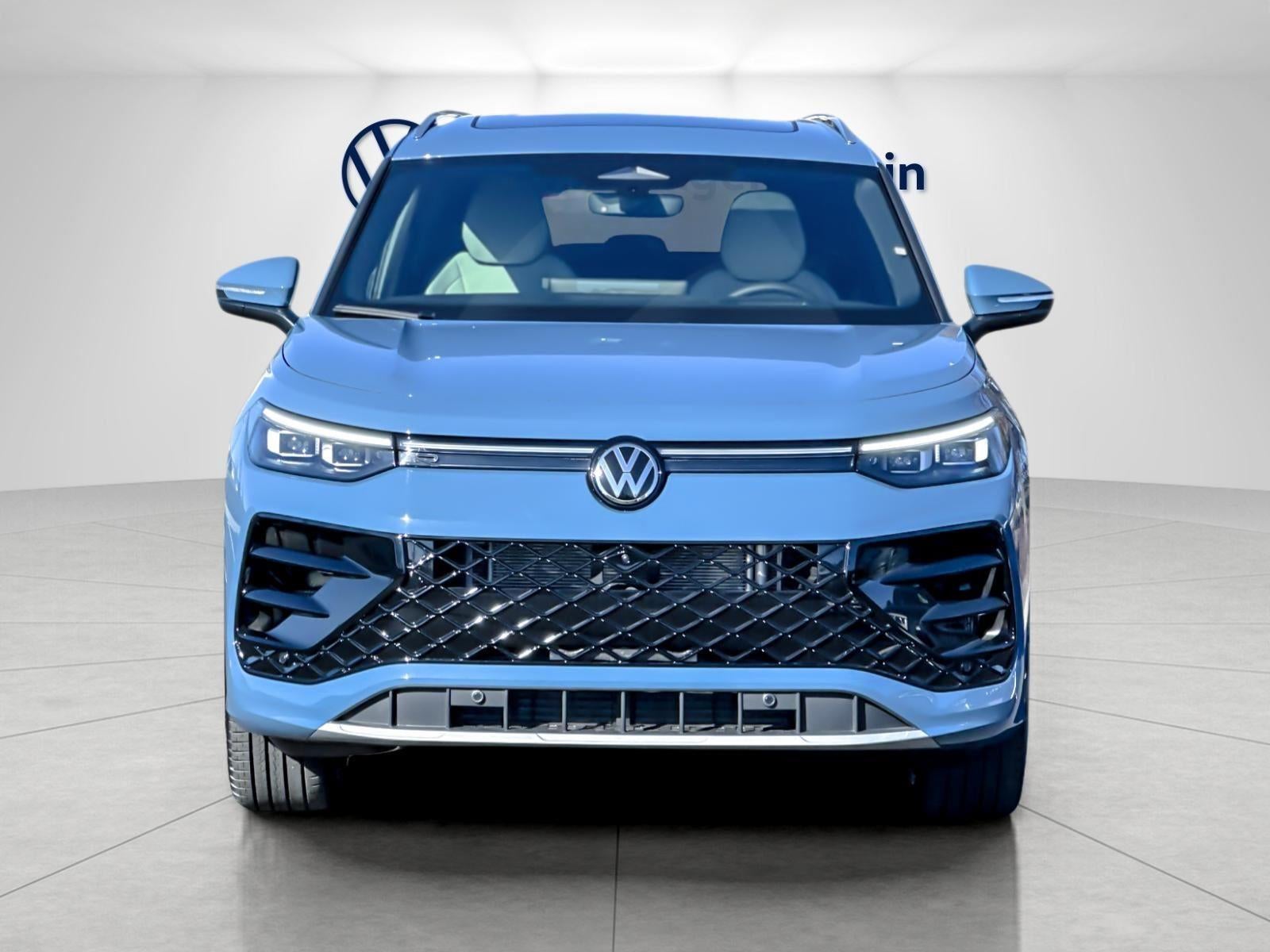2026 Volkswagen Tiguan SEL R-Line Turbo