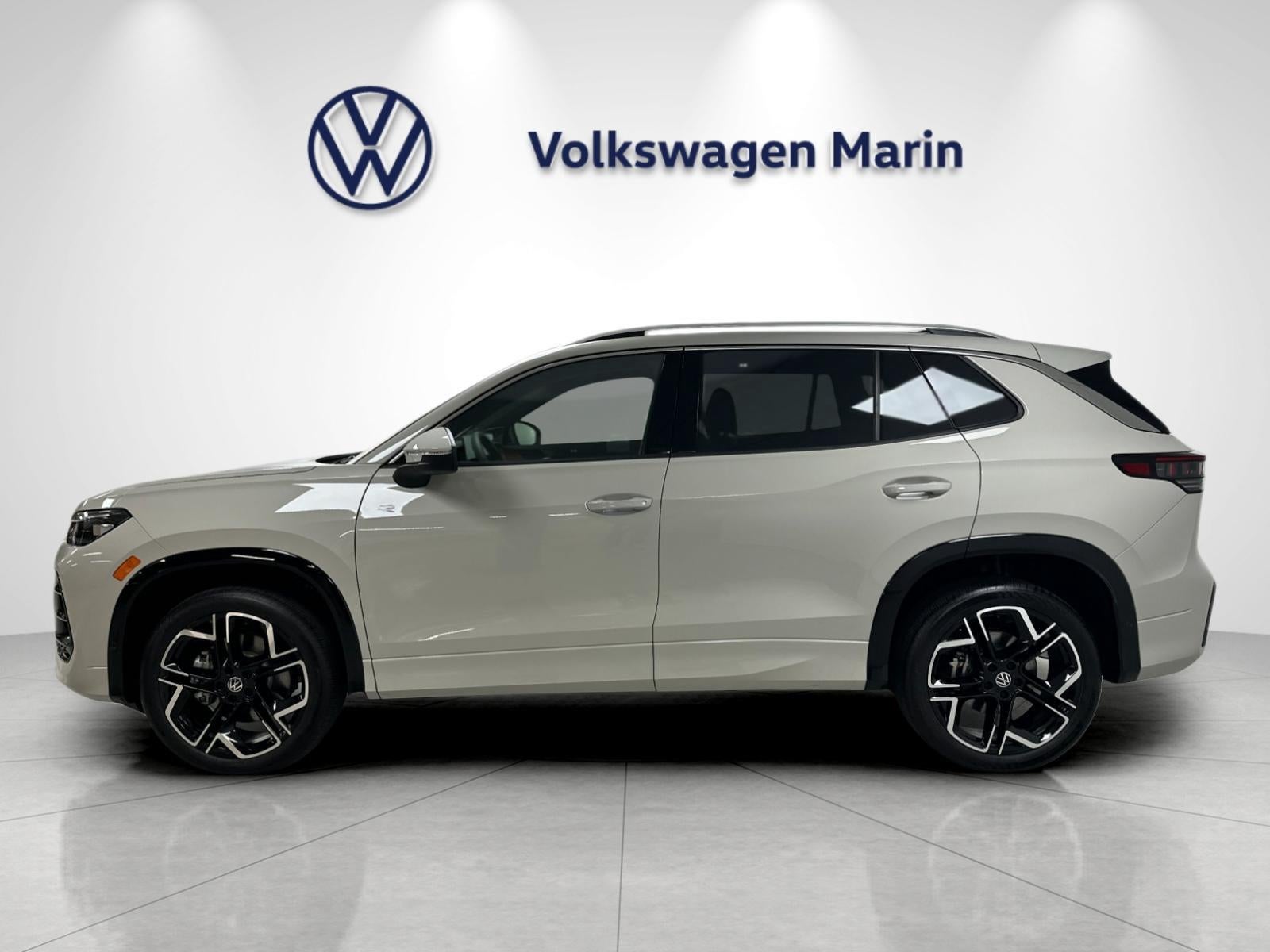 2026 Volkswagen Tiguan SEL R-Line Turbo