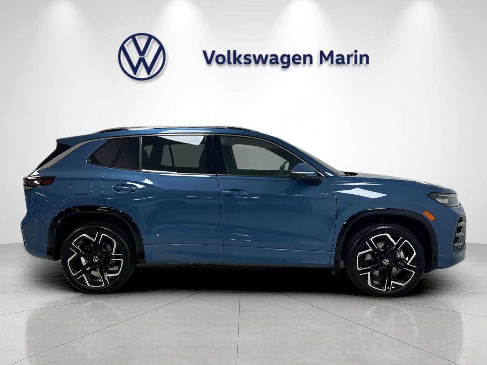 2026 Volkswagen Tiguan SEL R-Line