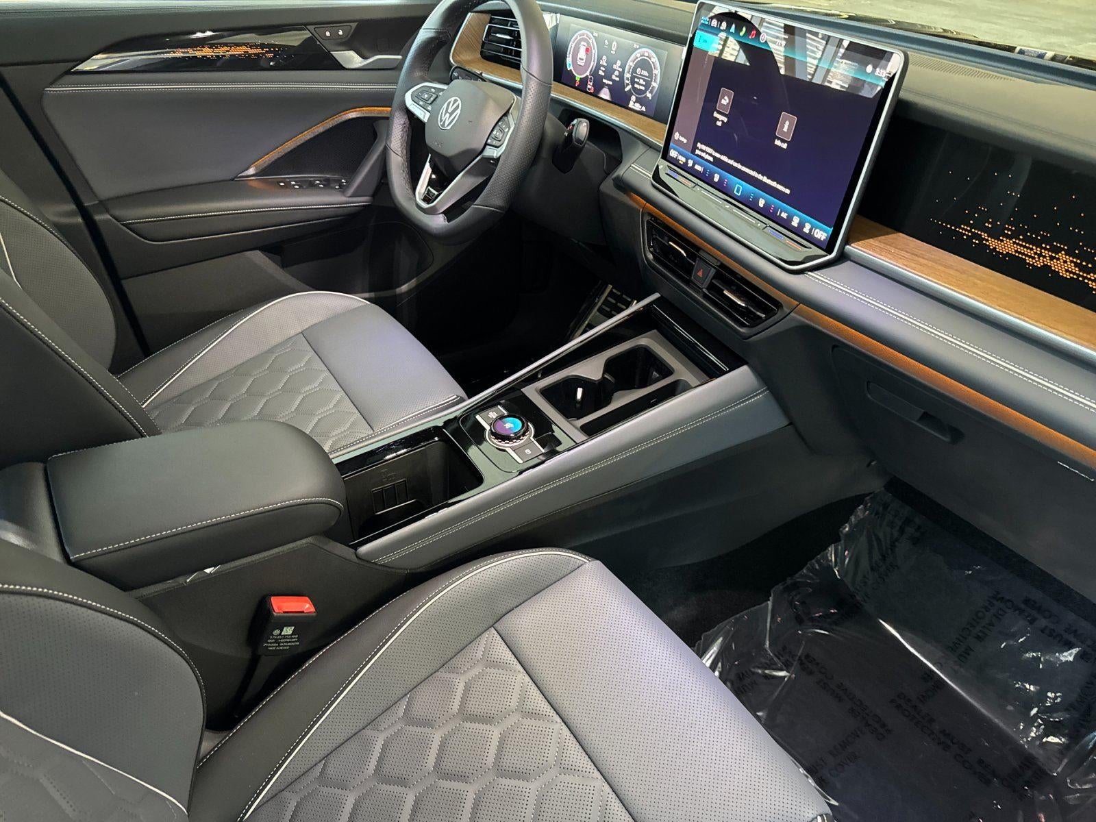 2026 Volkswagen Tiguan SEL R-Line Turbo