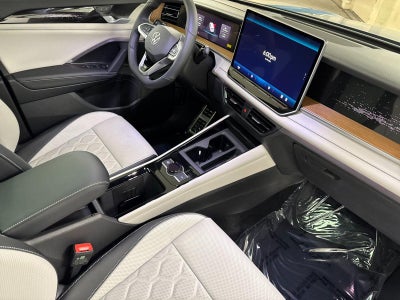 2026 Volkswagen Tiguan SEL R-Line Turbo