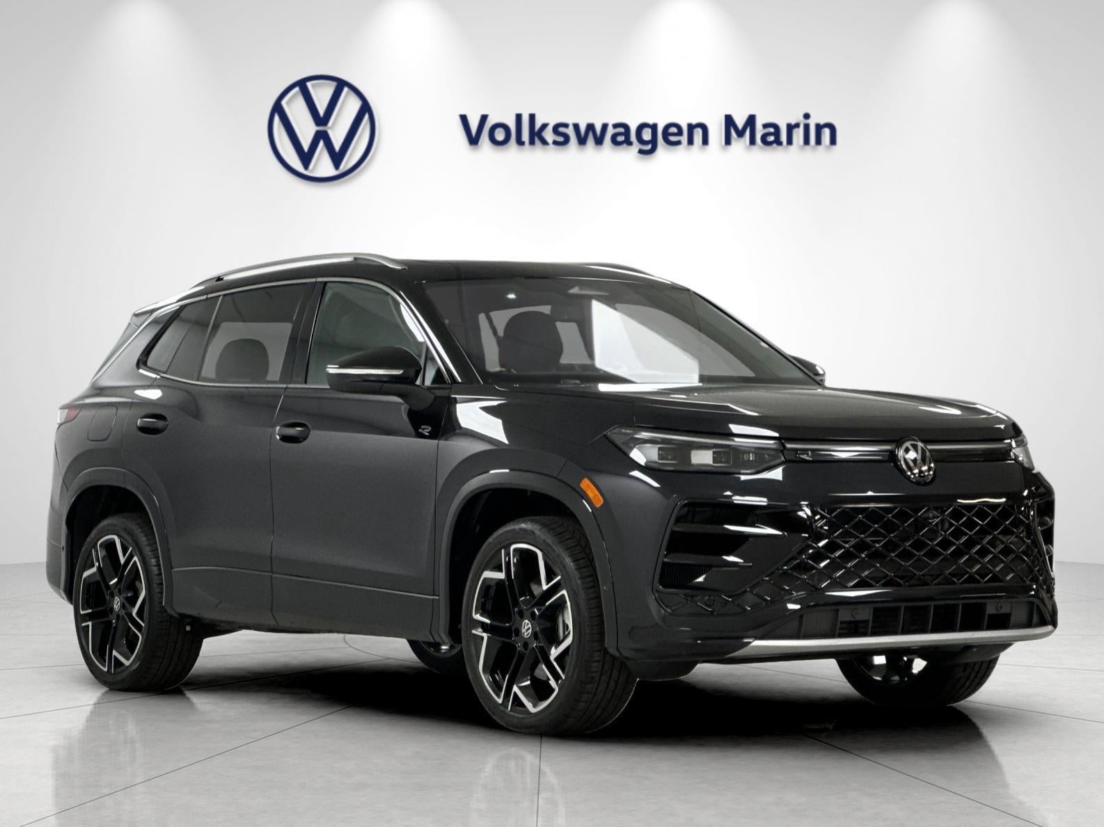 2026 Volkswagen Tiguan SEL R-Line Turbo