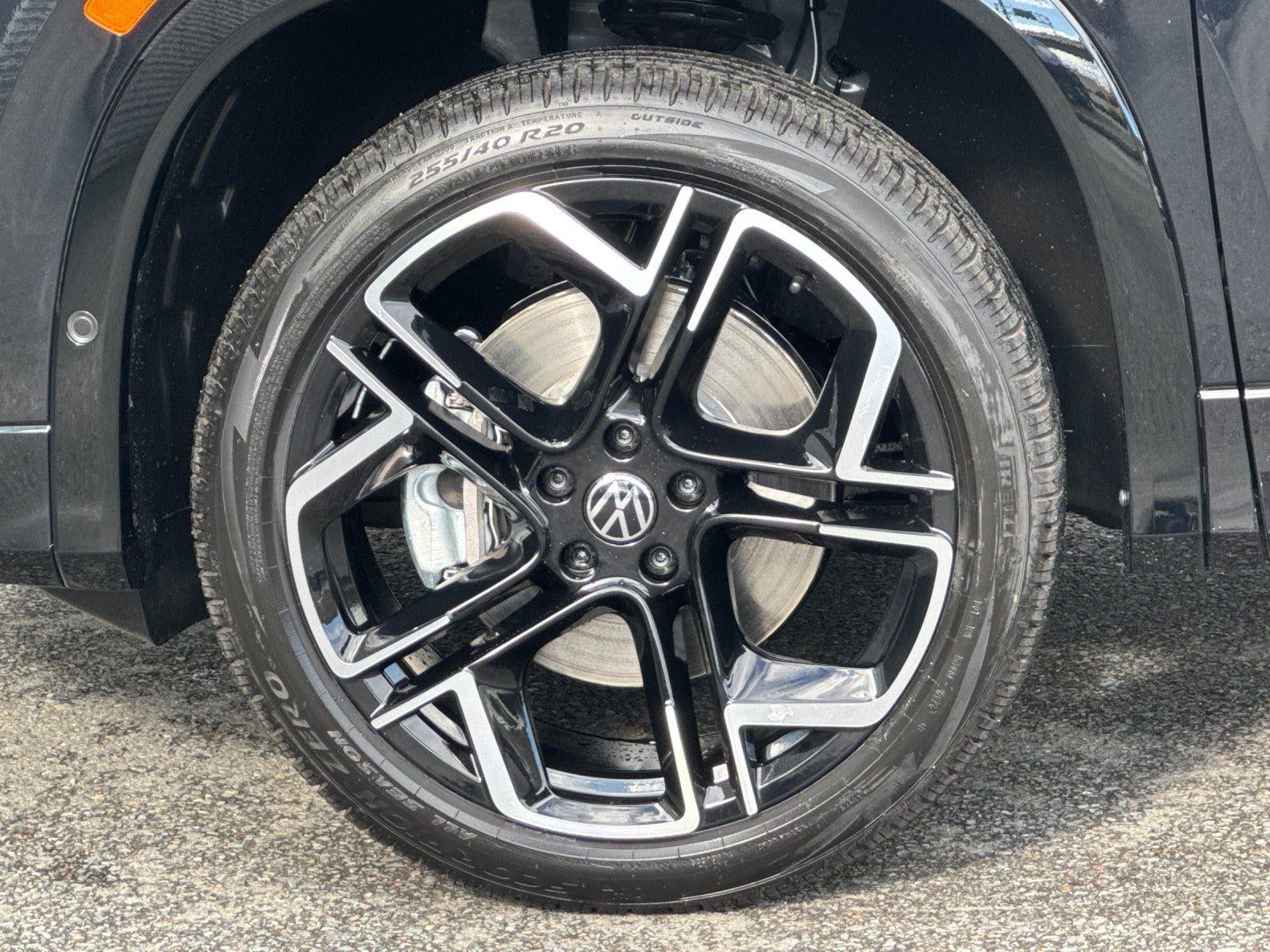 2026 Volkswagen Tiguan SEL R-Line Turbo