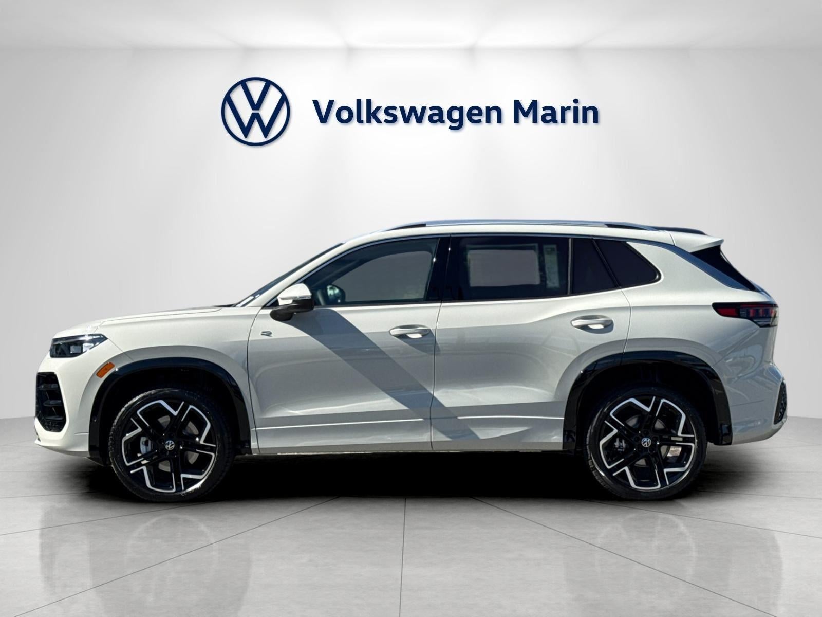 2026 Volkswagen Tiguan SEL R-Line Turbo