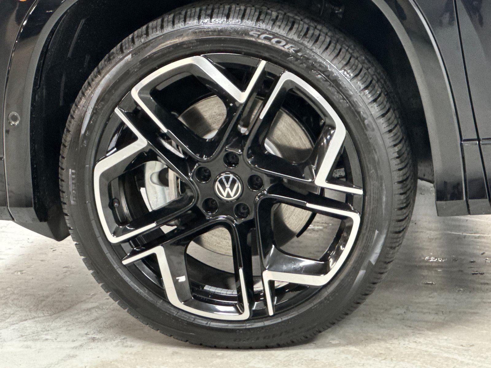 2026 Volkswagen Tiguan SEL R-Line Turbo