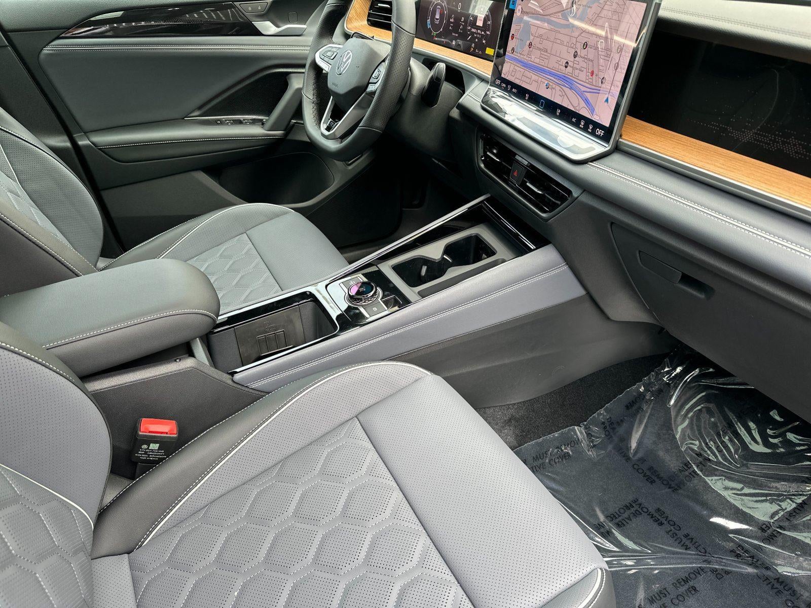 2026 Volkswagen Tiguan SEL R-Line