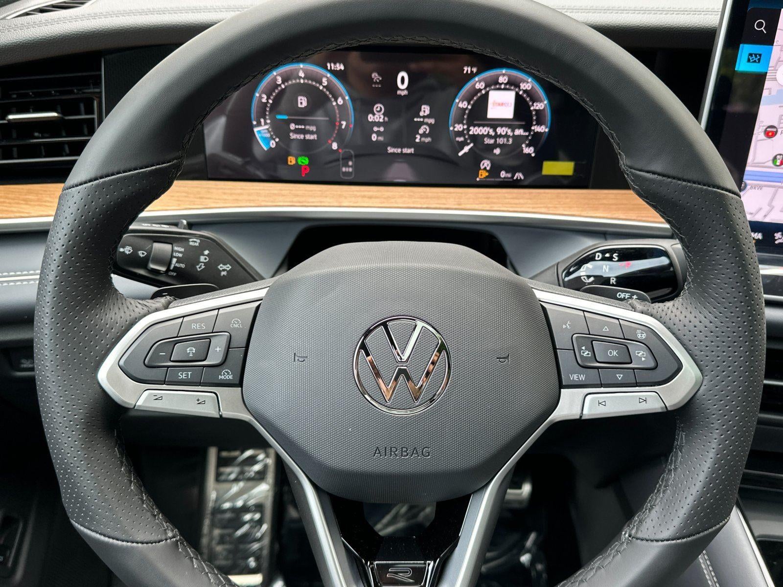 2026 Volkswagen Tiguan SEL R-Line