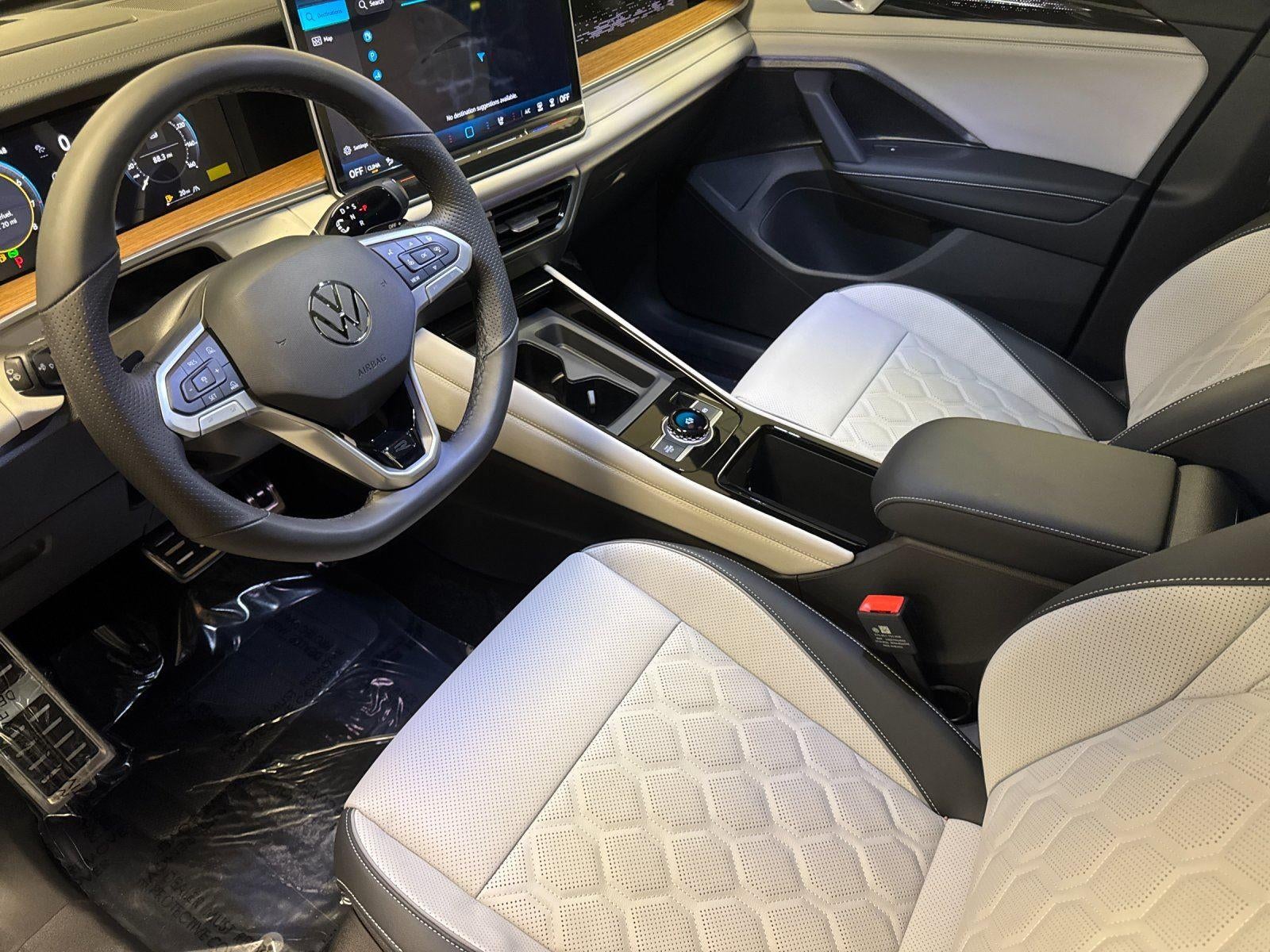 2026 Volkswagen Tiguan SEL R-Line Turbo