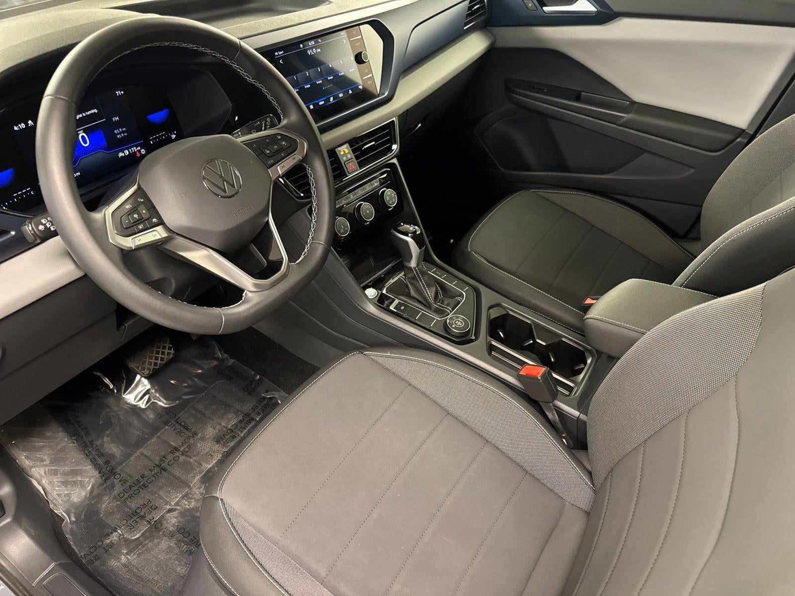 2023 Volkswagen Taos SE