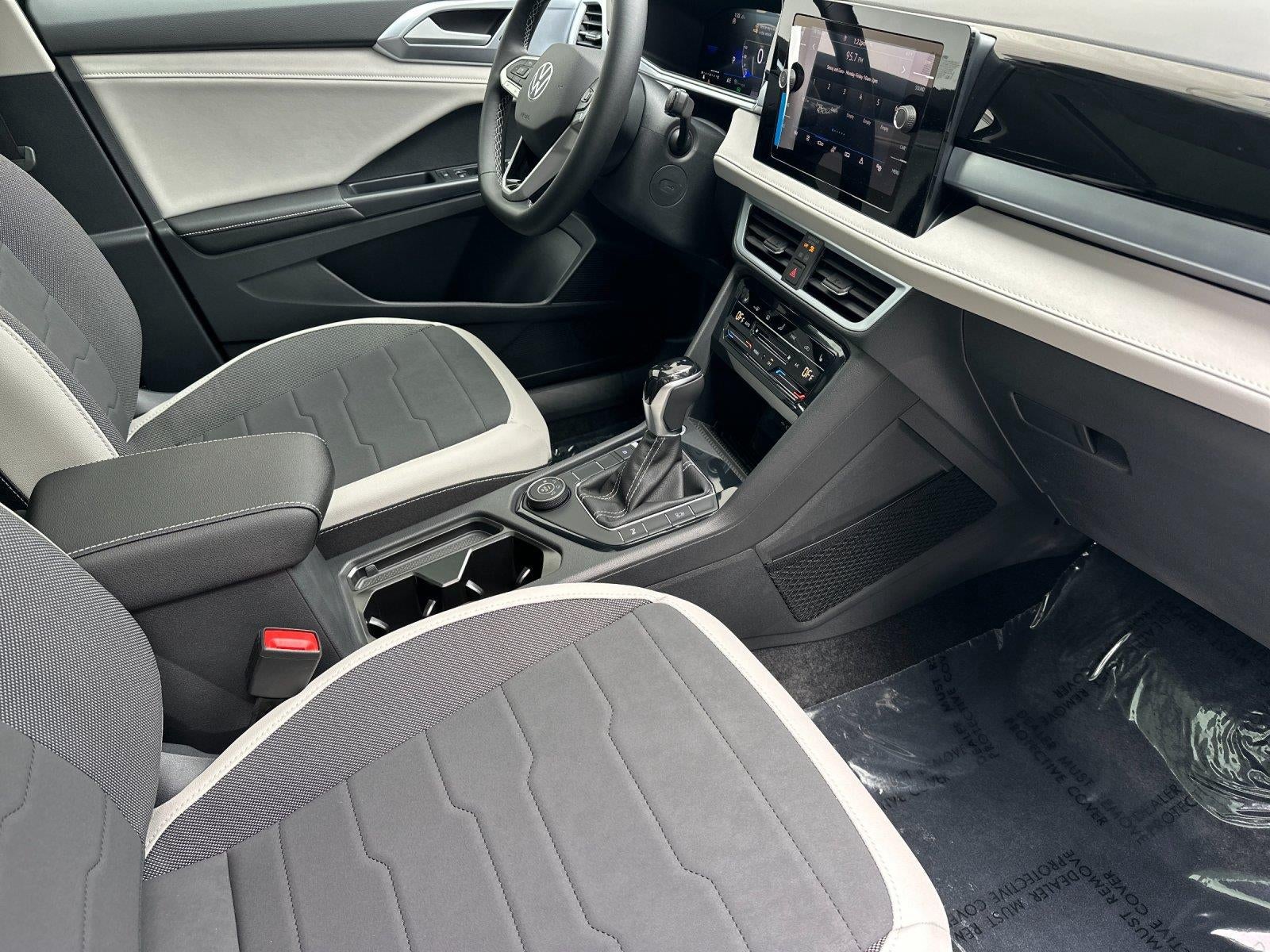 2026 Volkswagen Taos SE