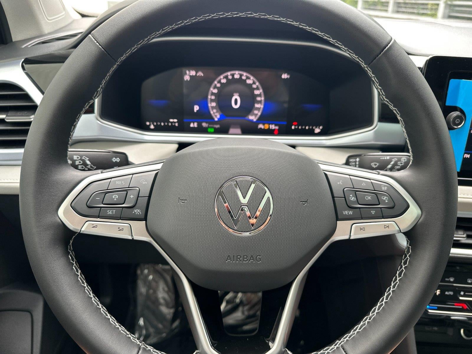 2026 Volkswagen Taos SE