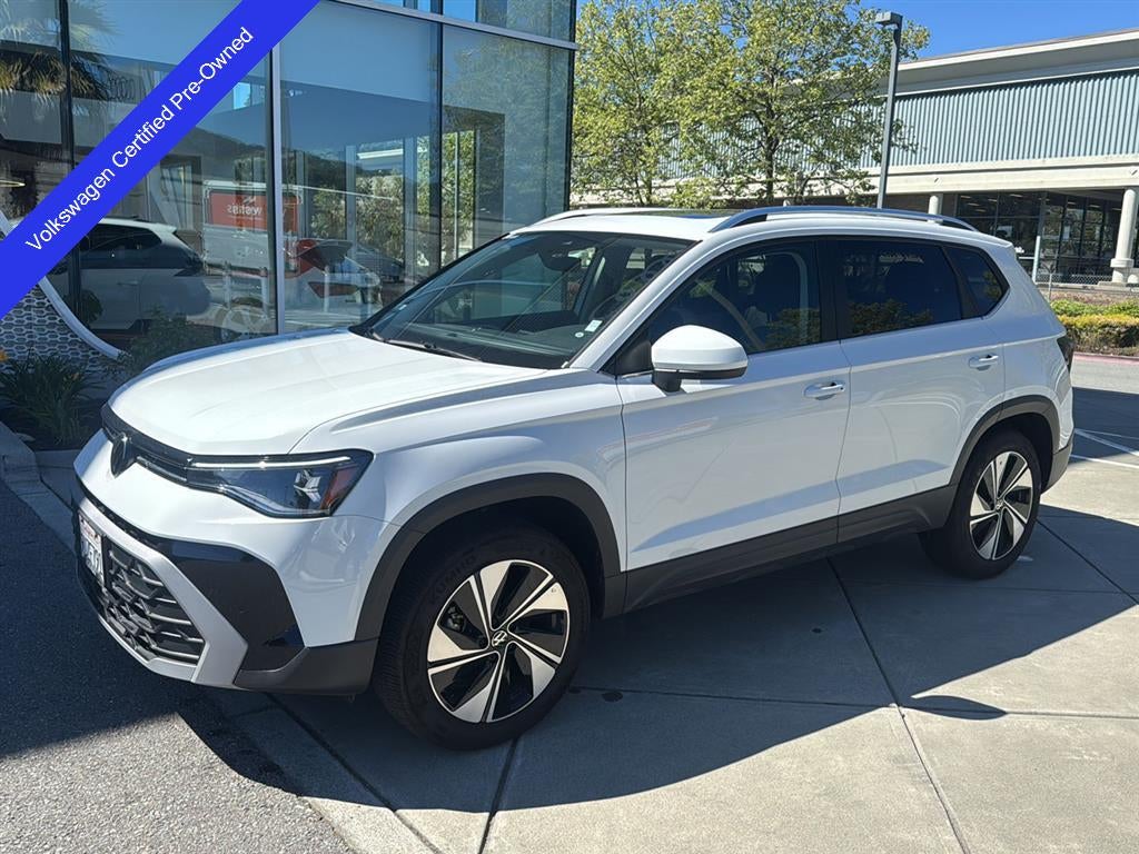 2025 Volkswagen Taos SE