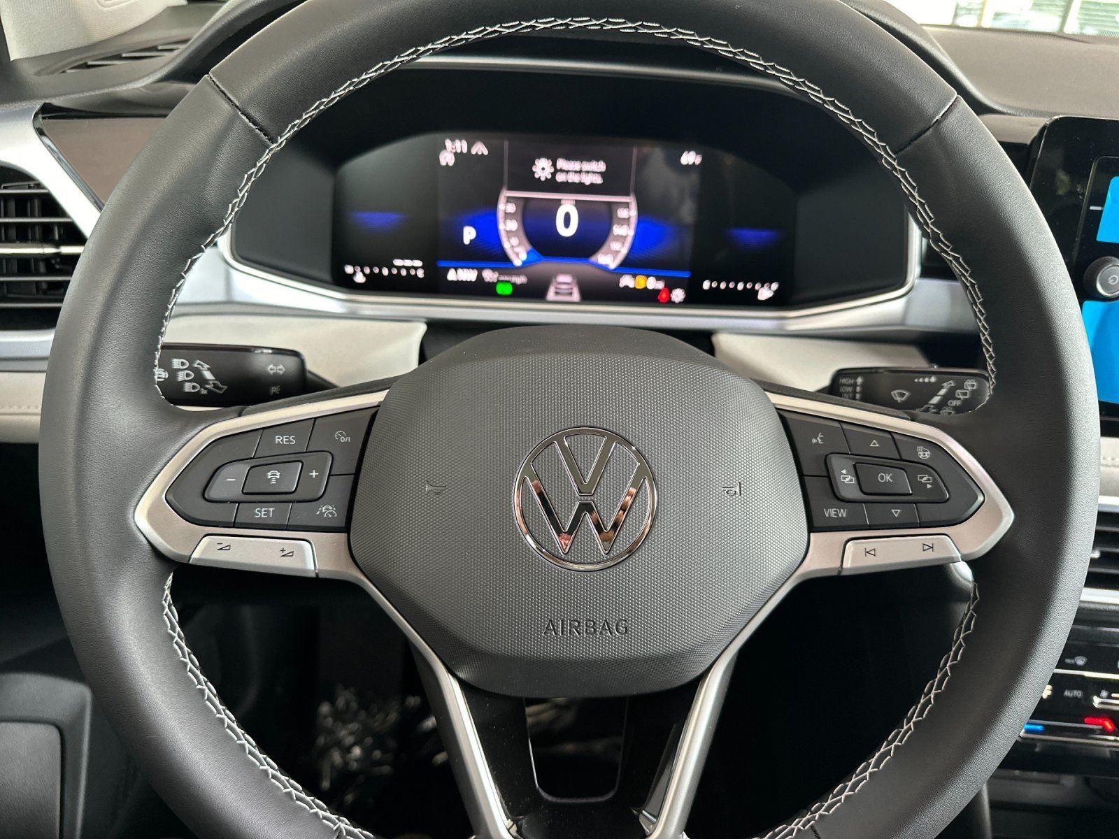 2026 Volkswagen Taos SE