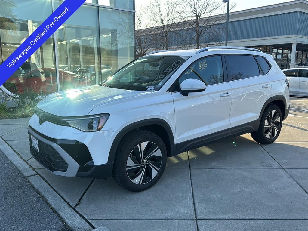 2025 Volkswagen Taos SE