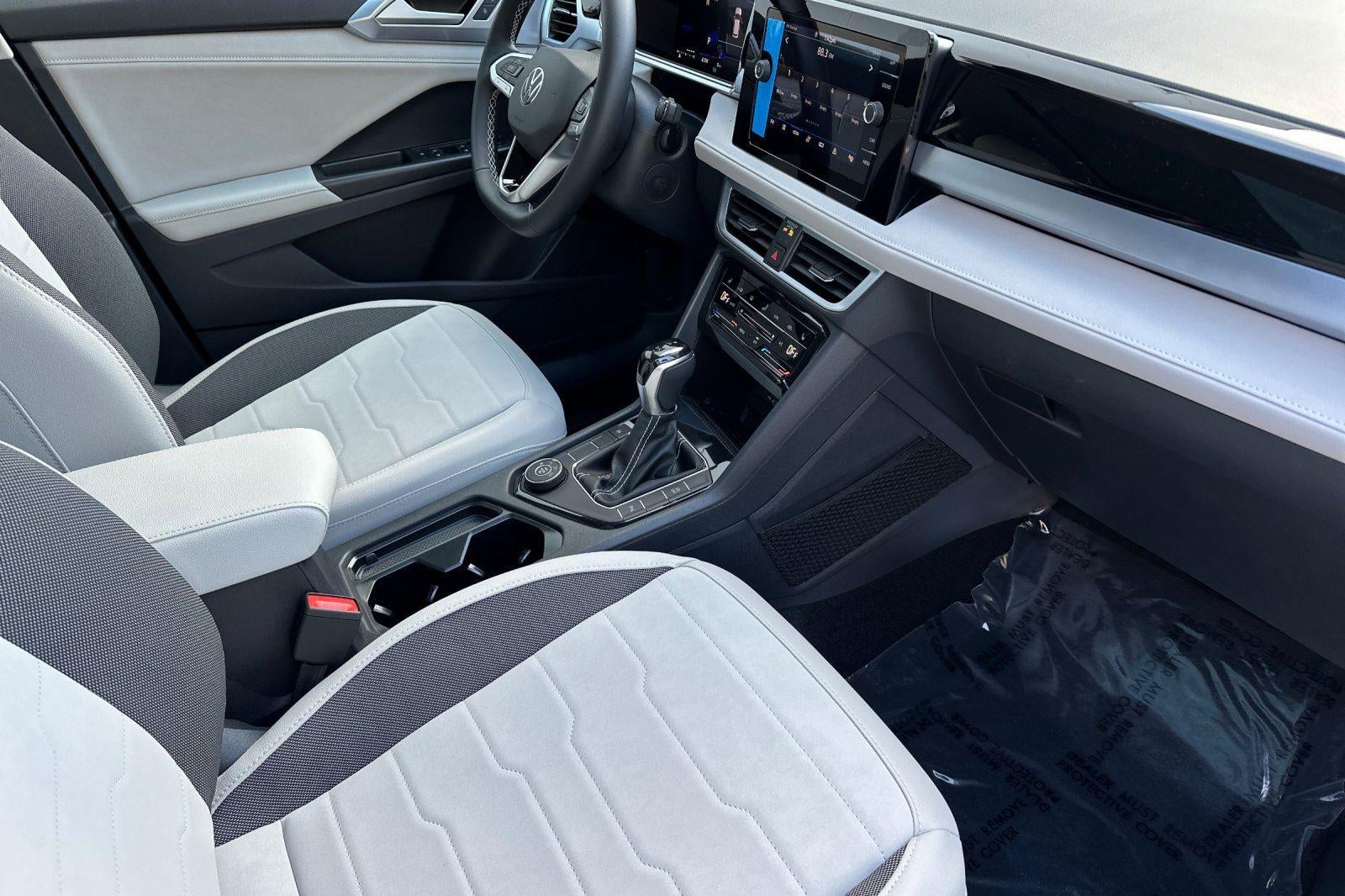 2026 Volkswagen Taos SE