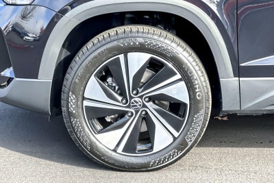 2026 Volkswagen Taos SE