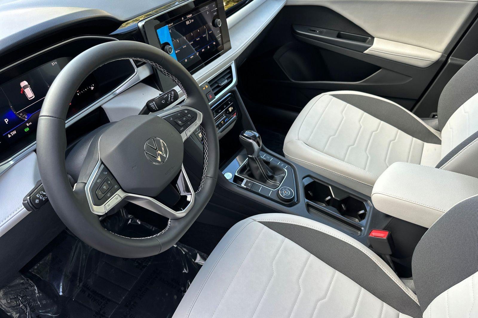 2026 Volkswagen Taos SE