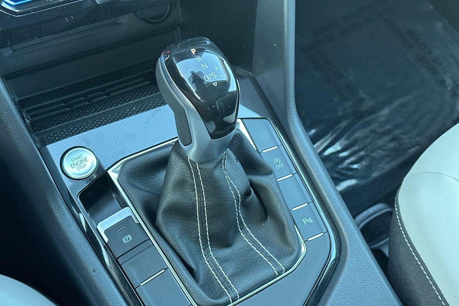 2026 Volkswagen Taos SE