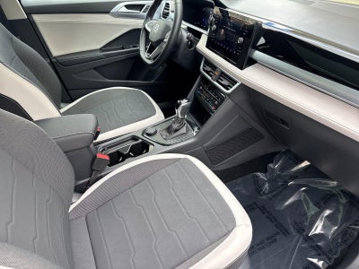 2025 Volkswagen Taos SE