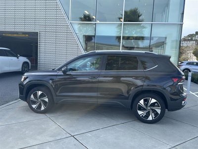 2025 Volkswagen Taos SE