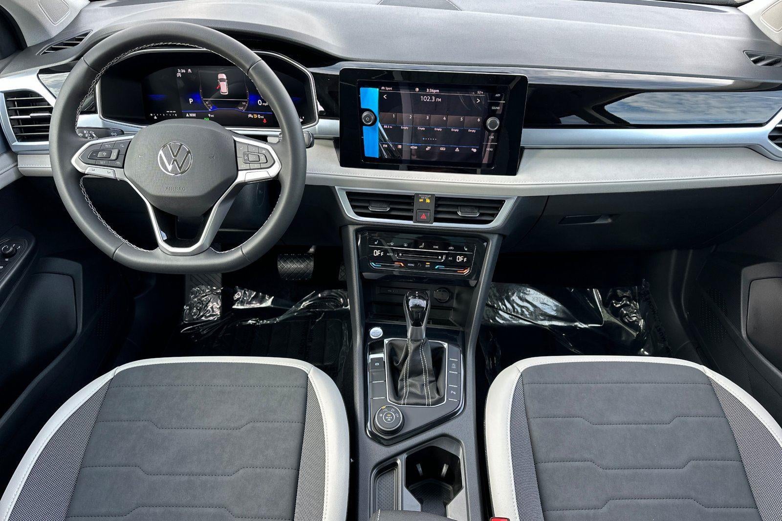 2026 Volkswagen Taos SE