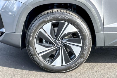 2026 Volkswagen Taos SE