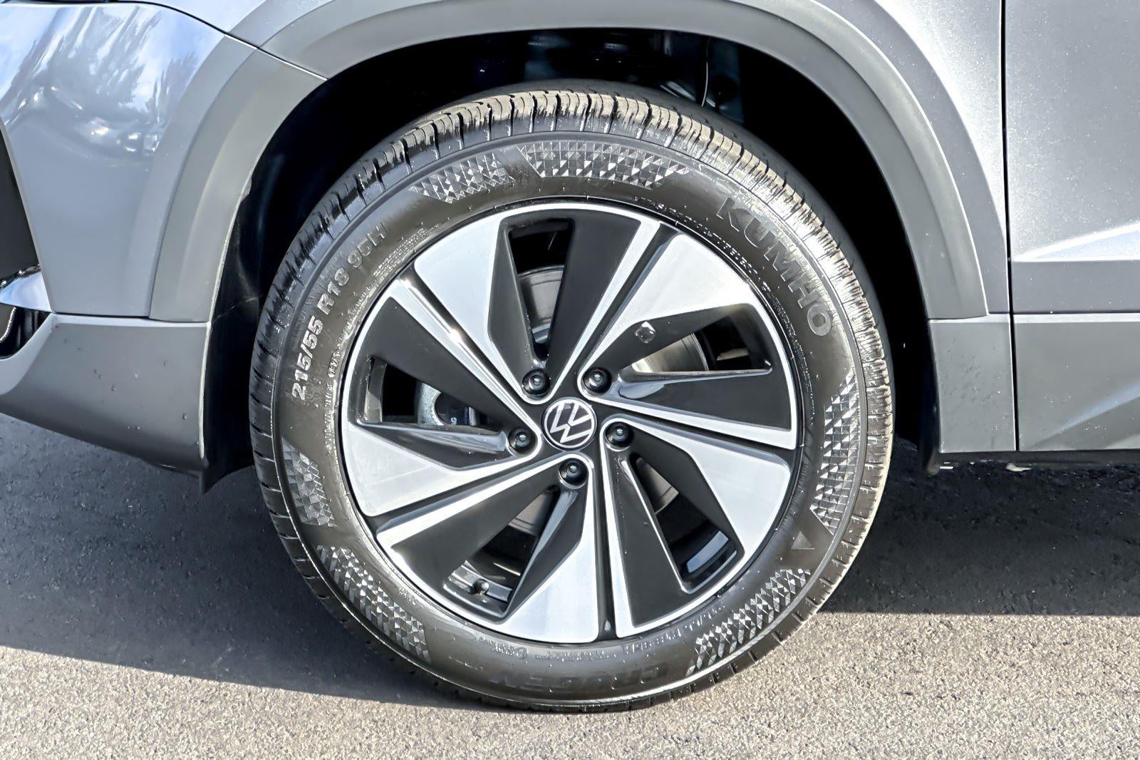 2026 Volkswagen Taos SE