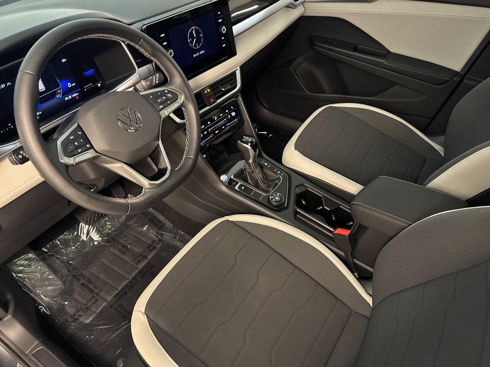 2025 Volkswagen Taos SE