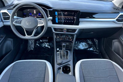 2026 Volkswagen Taos SE