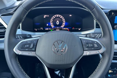 2026 Volkswagen Taos SE