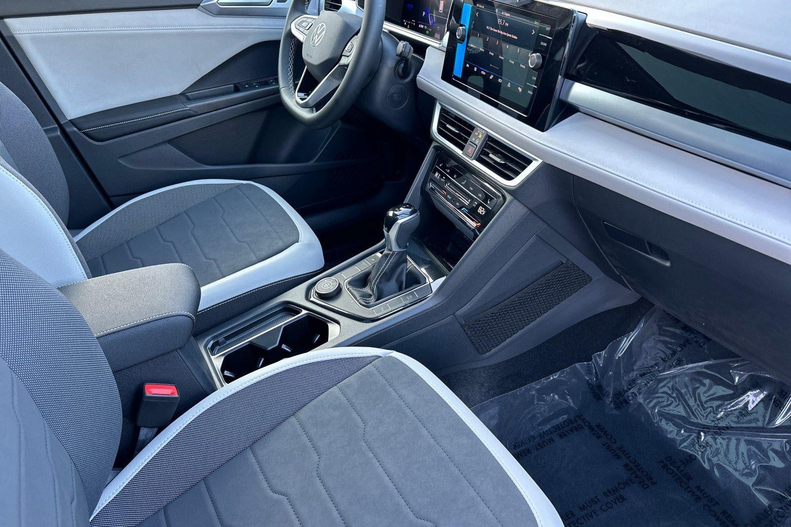 2026 Volkswagen Taos SE