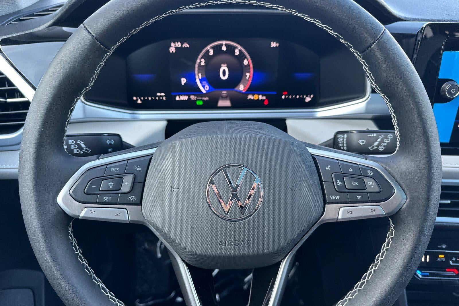 2026 Volkswagen Taos SE