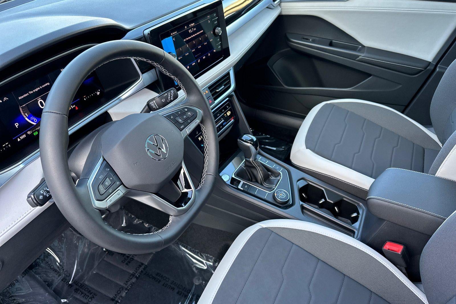 2026 Volkswagen Taos SE