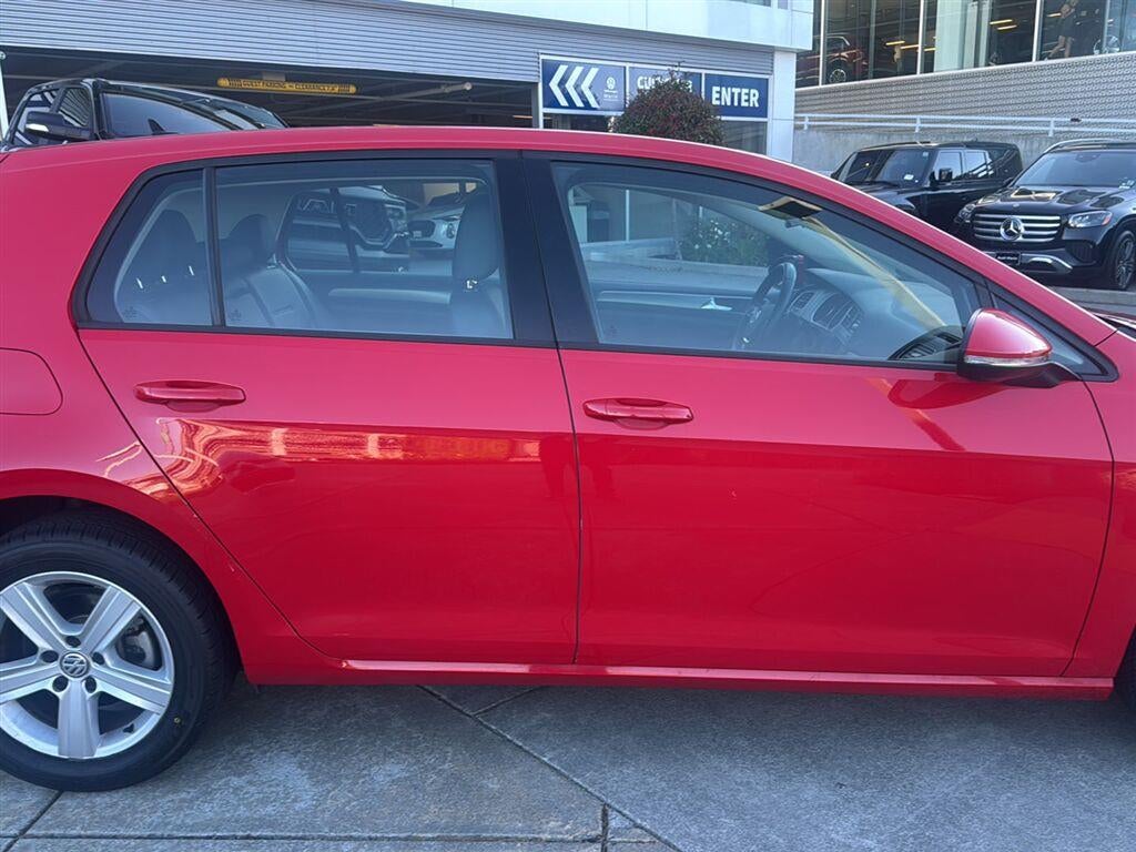 2017 Volkswagen Golf S